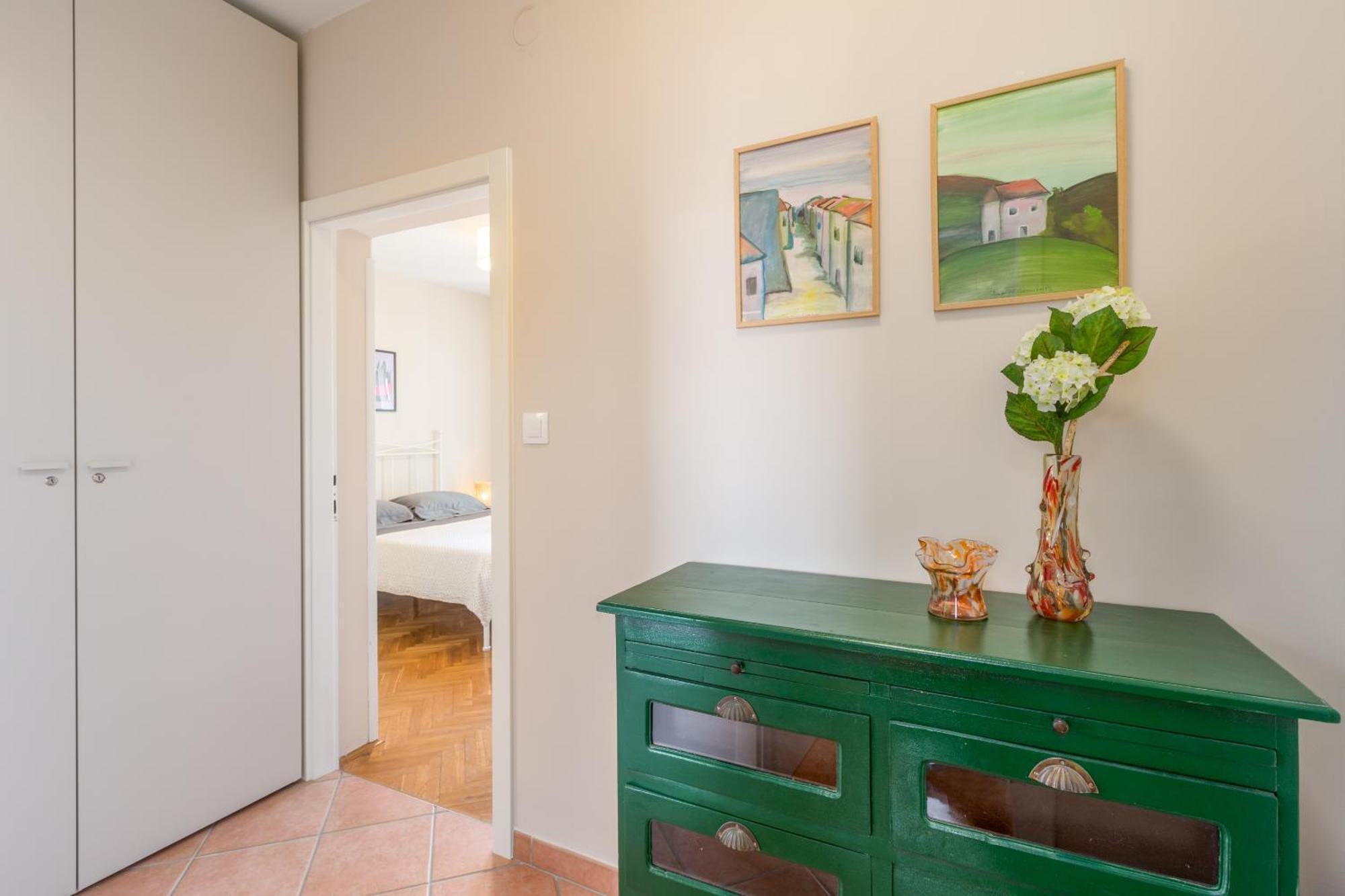 Apartment Oleandar Porec Exterior photo