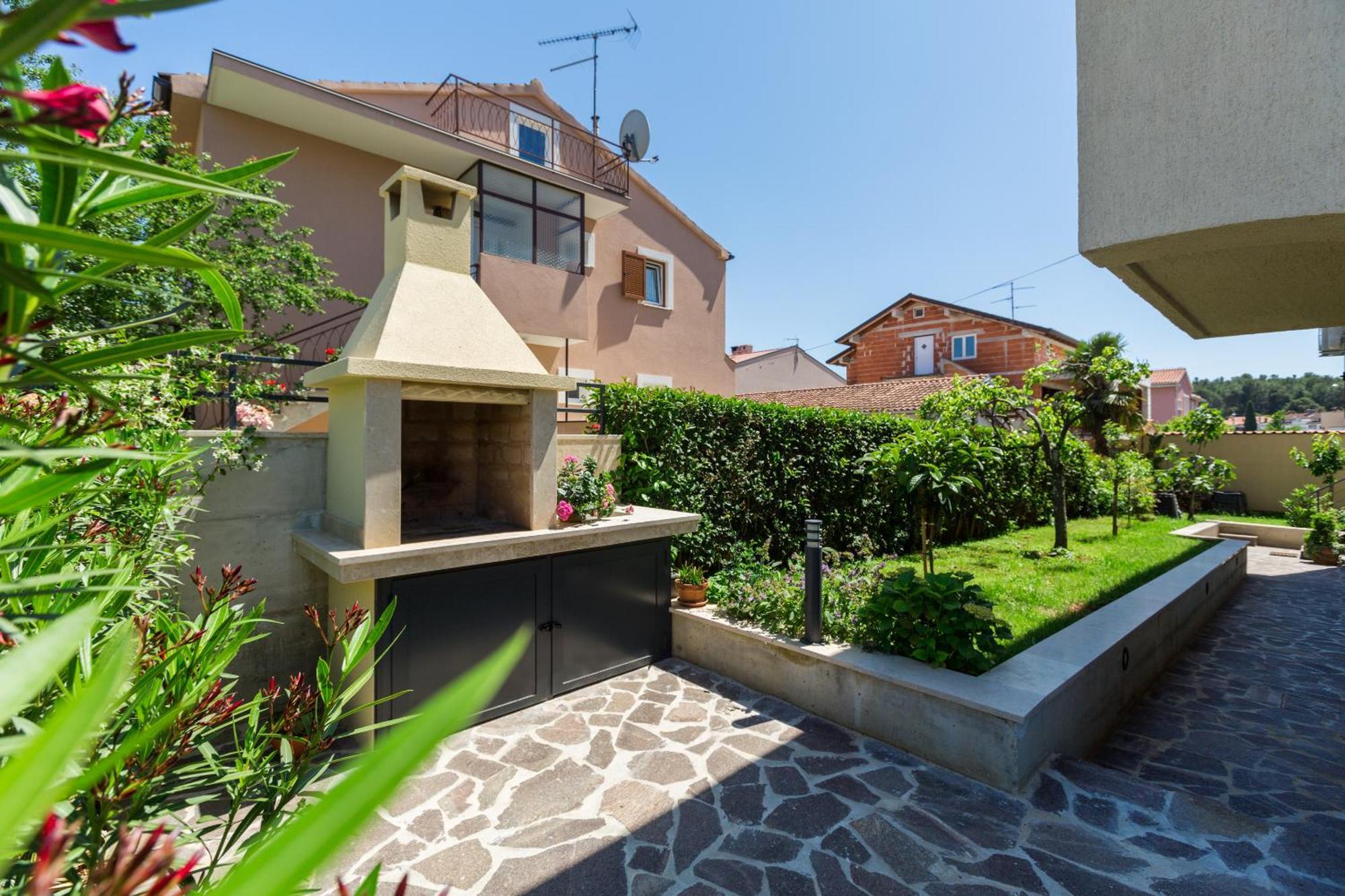 Apartment Oleandar Porec Exterior photo